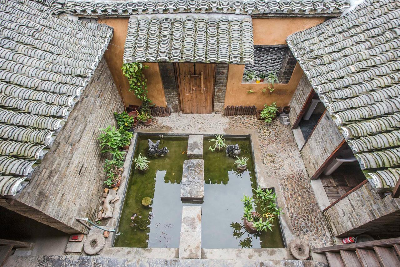 Апартаменты Laojia, A Qing Dynasty House Xingping  Экстерьер фото