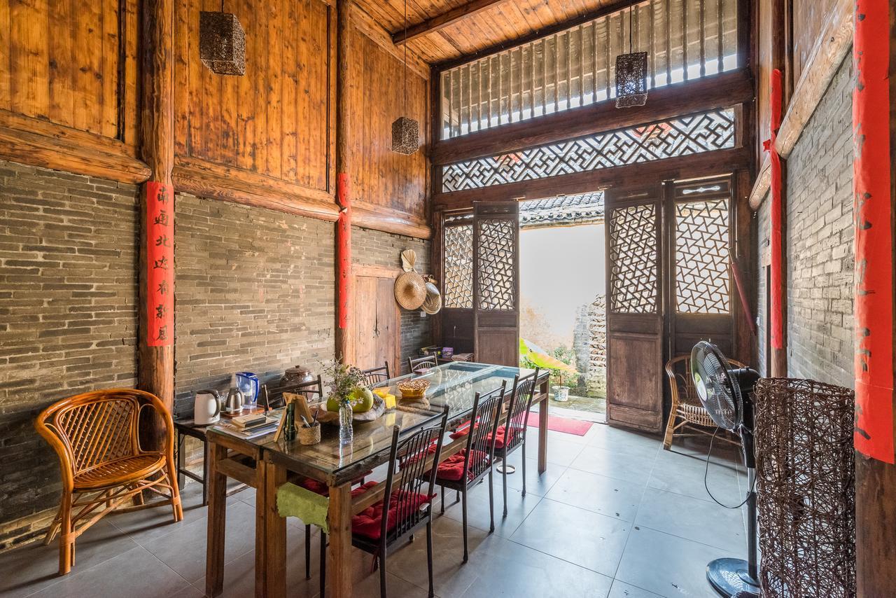 Апартаменты Laojia, A Qing Dynasty House Xingping  Экстерьер фото